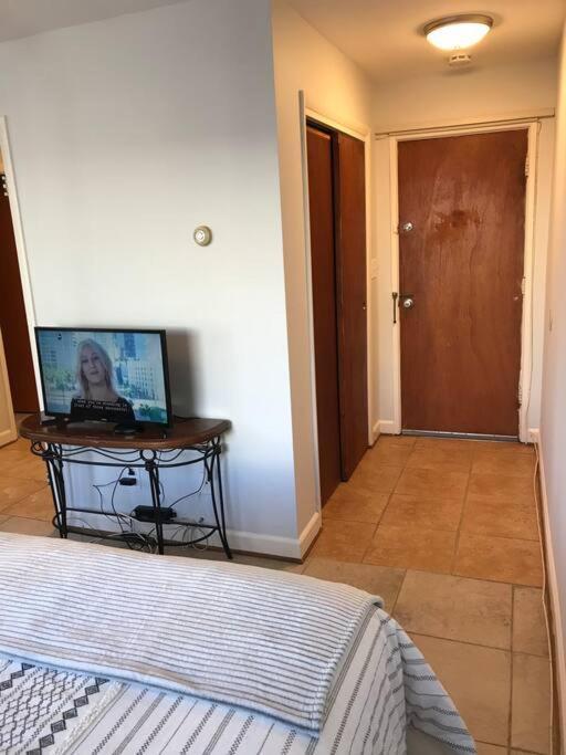 Walk2Metro'S,Dcgem,Private,Wifi, Freeparking Apartment Арлингтън Екстериор снимка